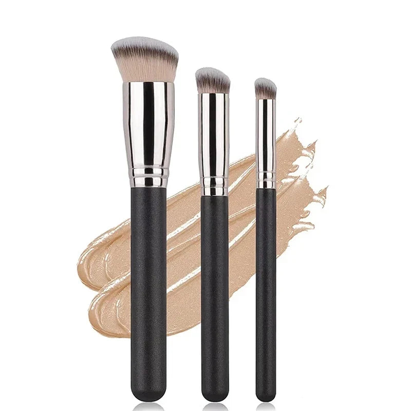 Flawless Foundation and Concealer Brush